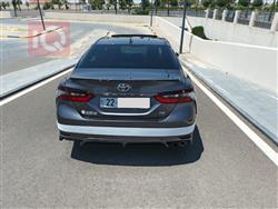 تۆیۆتا کامری